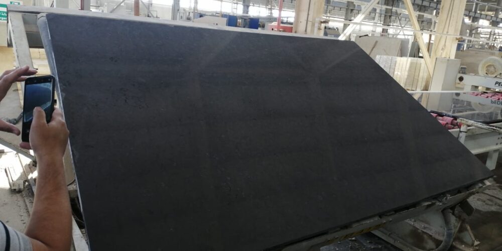 Royal Gray polished (6)